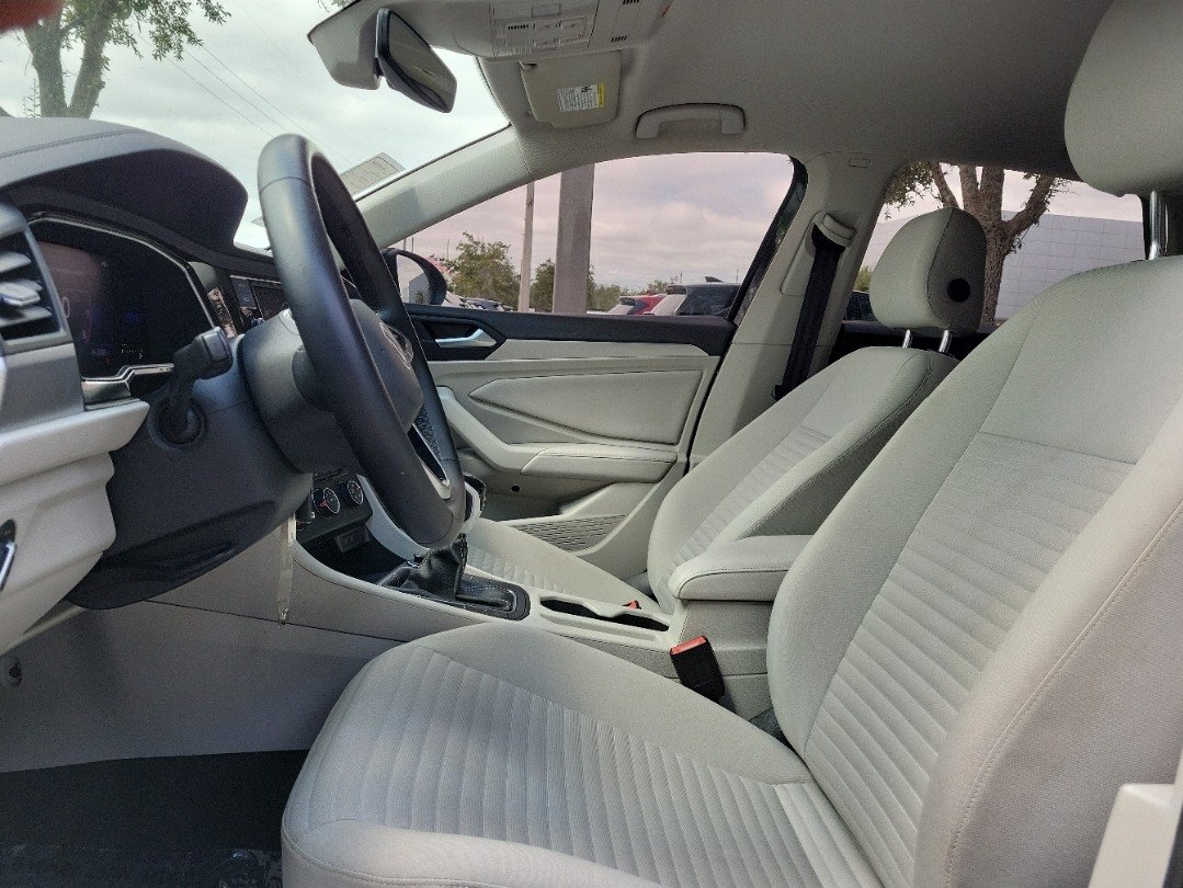 Used 2022 Volkswagen Jetta S FWD image 12
