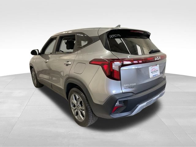 Used 2026 Kia Seltos LX FWD image 5