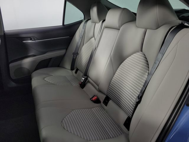 Used 2023 Toyota Camry SE image 17
