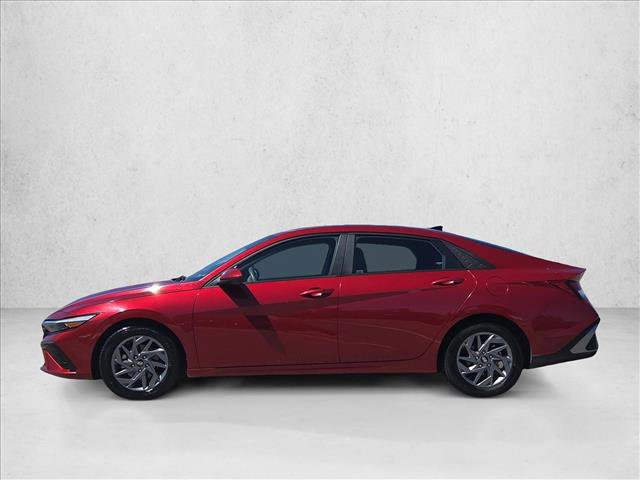 Used 2024 Hyundai Elantra SEL FWD image 9
