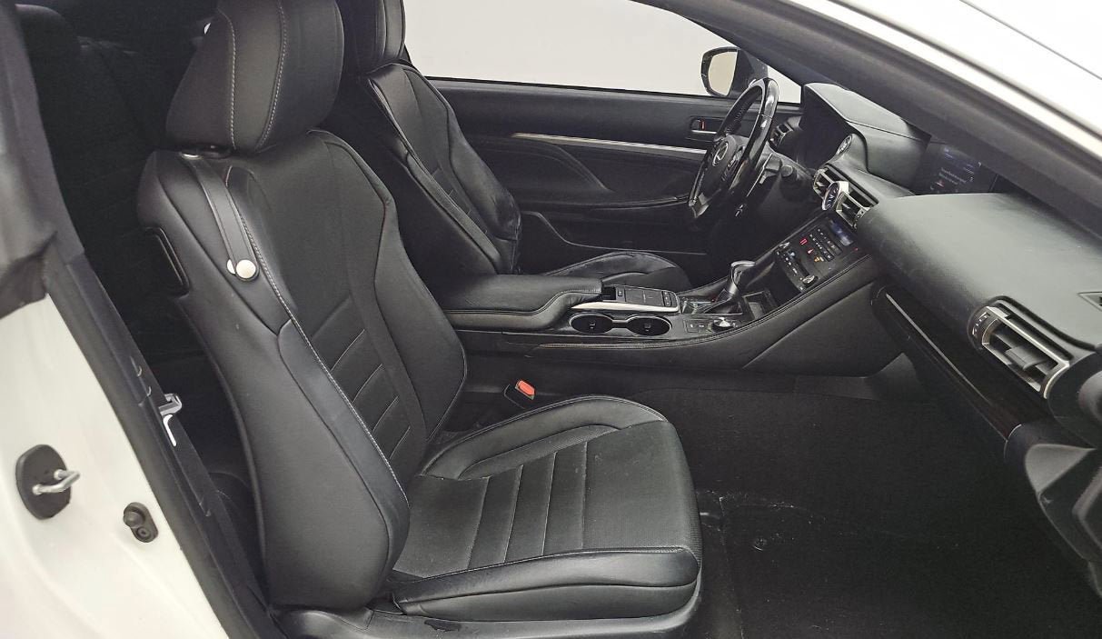 Used 2019 Lexus RC 300 RWD image 6