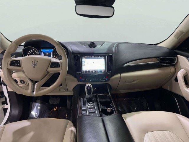 Used 2017 Maserati Levante S AWD/4WD image 30