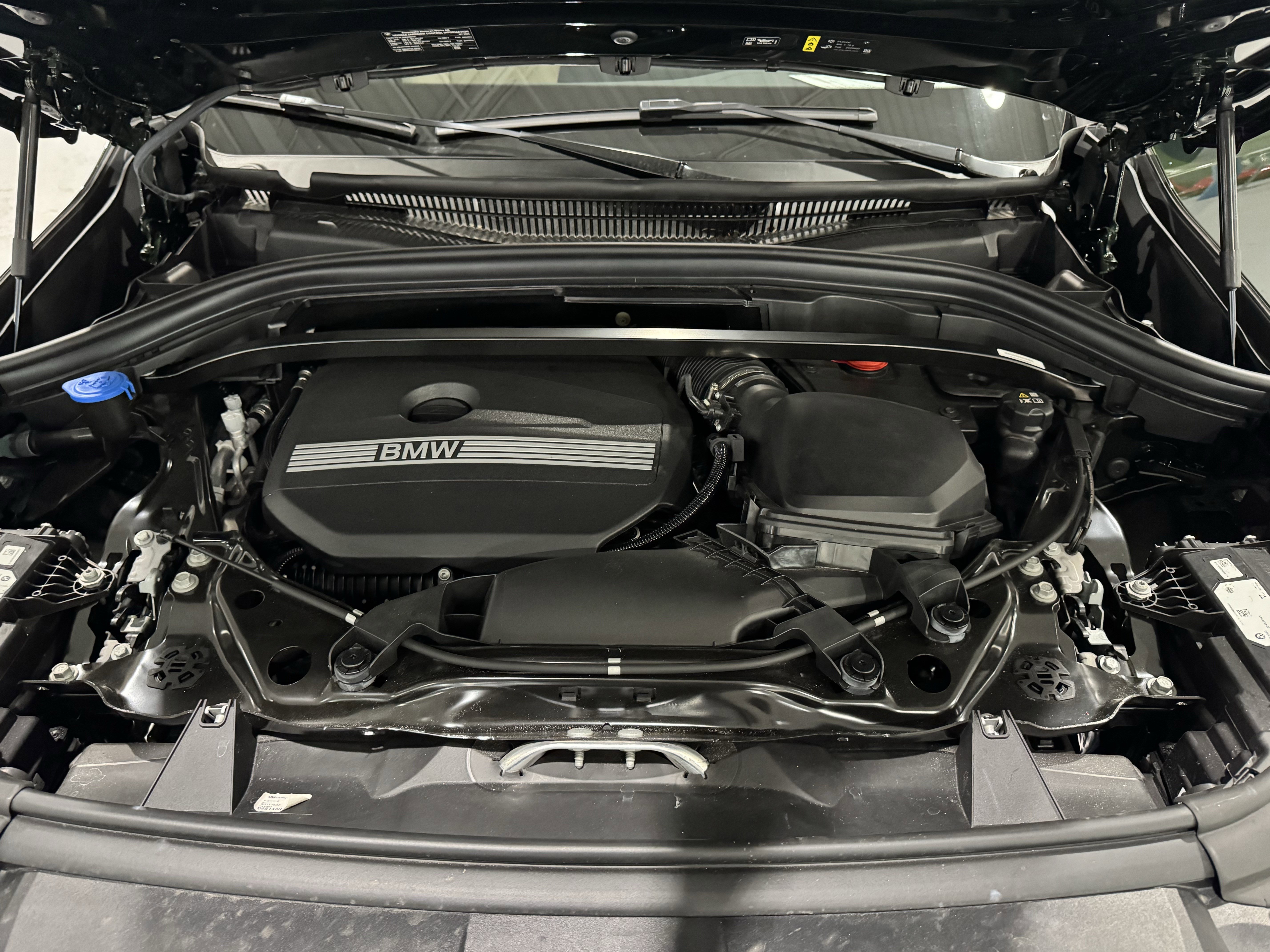 Used 2025 BMW X1 xDrive28i w/ Convenience Package image 13