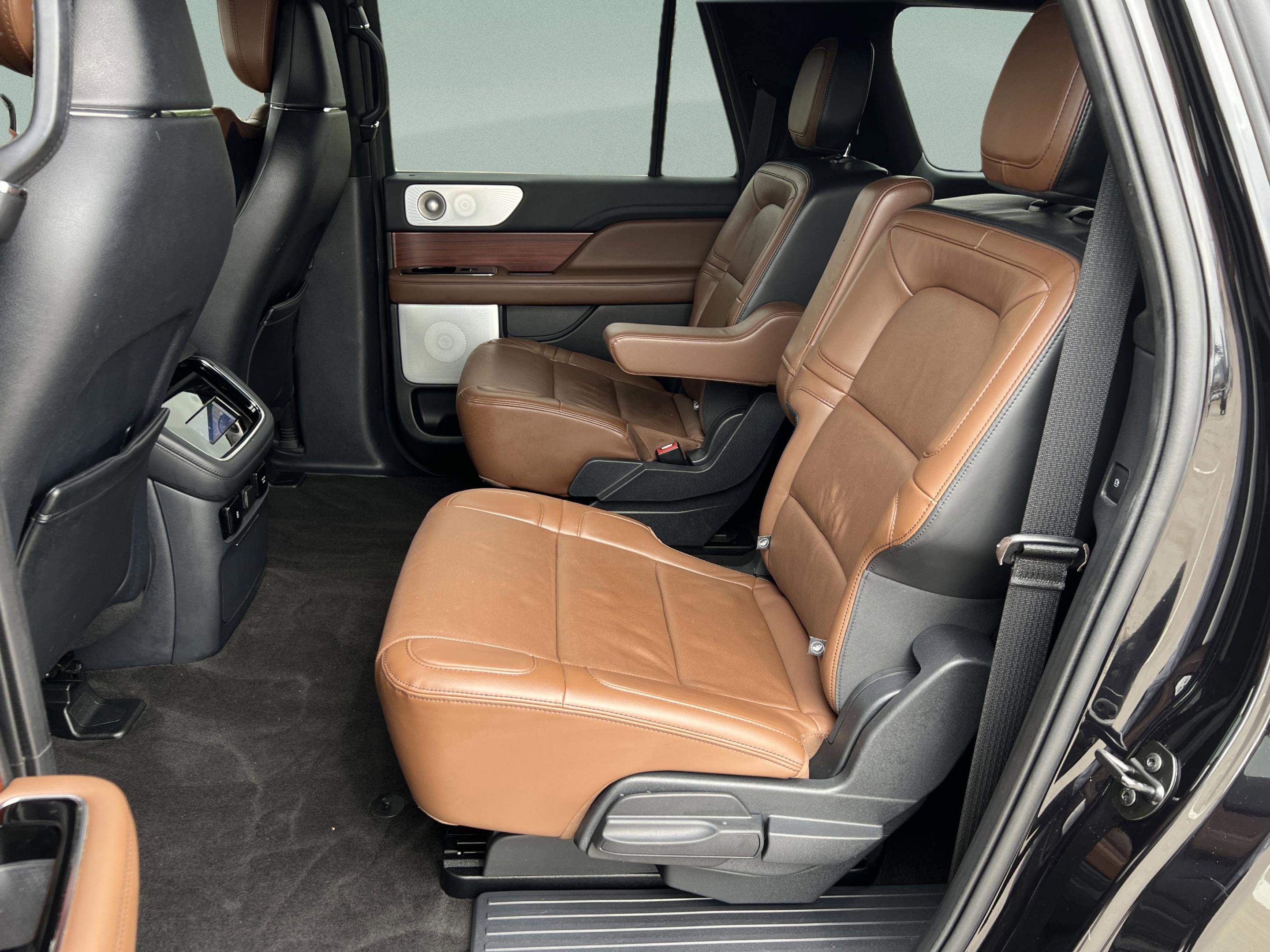 Used 2023 Lincoln Navigator L Reserve image 30