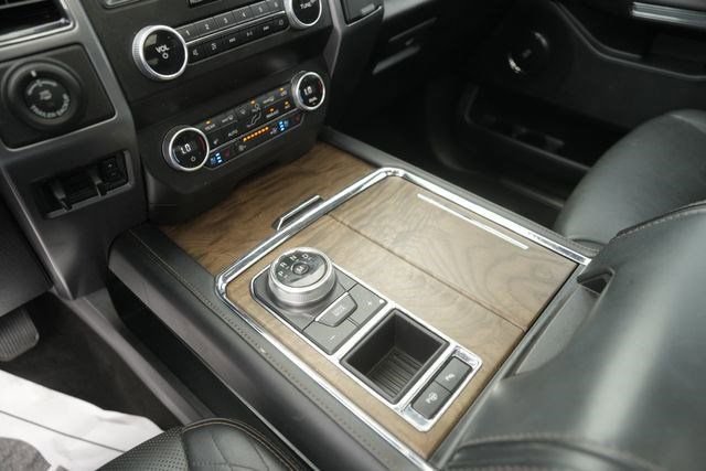 Used 2019 Ford Expedition Platinum RWD image 28