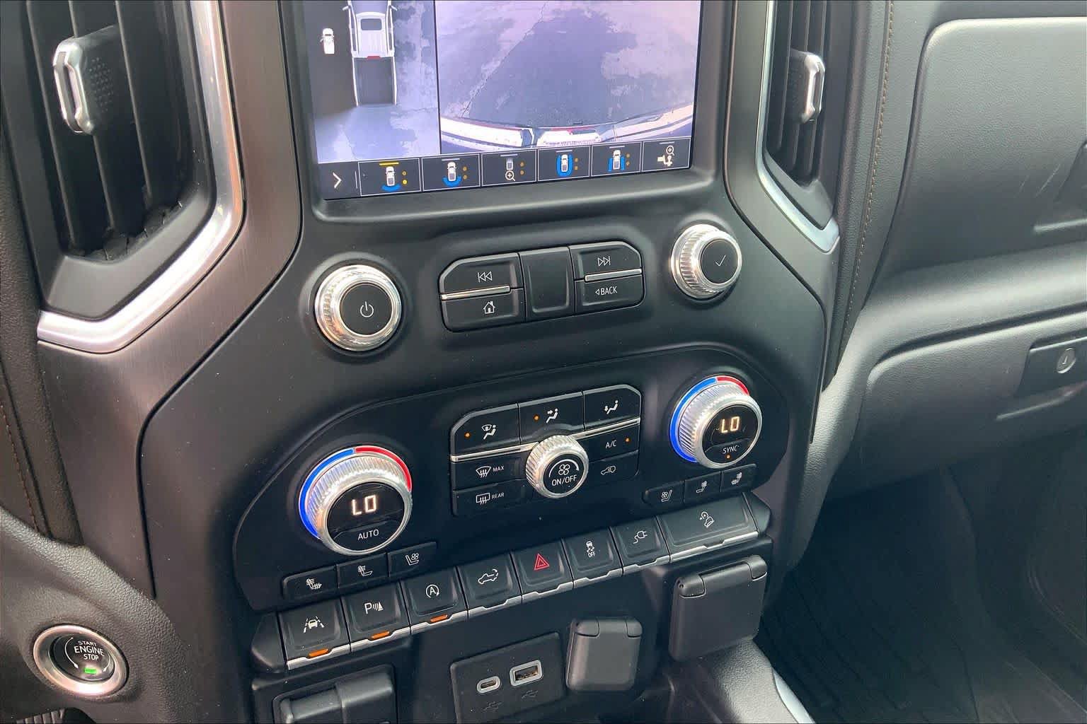 Used 2019 GMC Sierra 1500 AT4 w/ AT4 Premium Package AWD/4WD image 34
