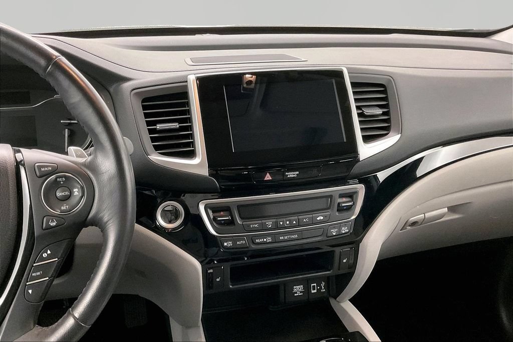 Used 2020 Honda Ridgeline RTL-E image 10
