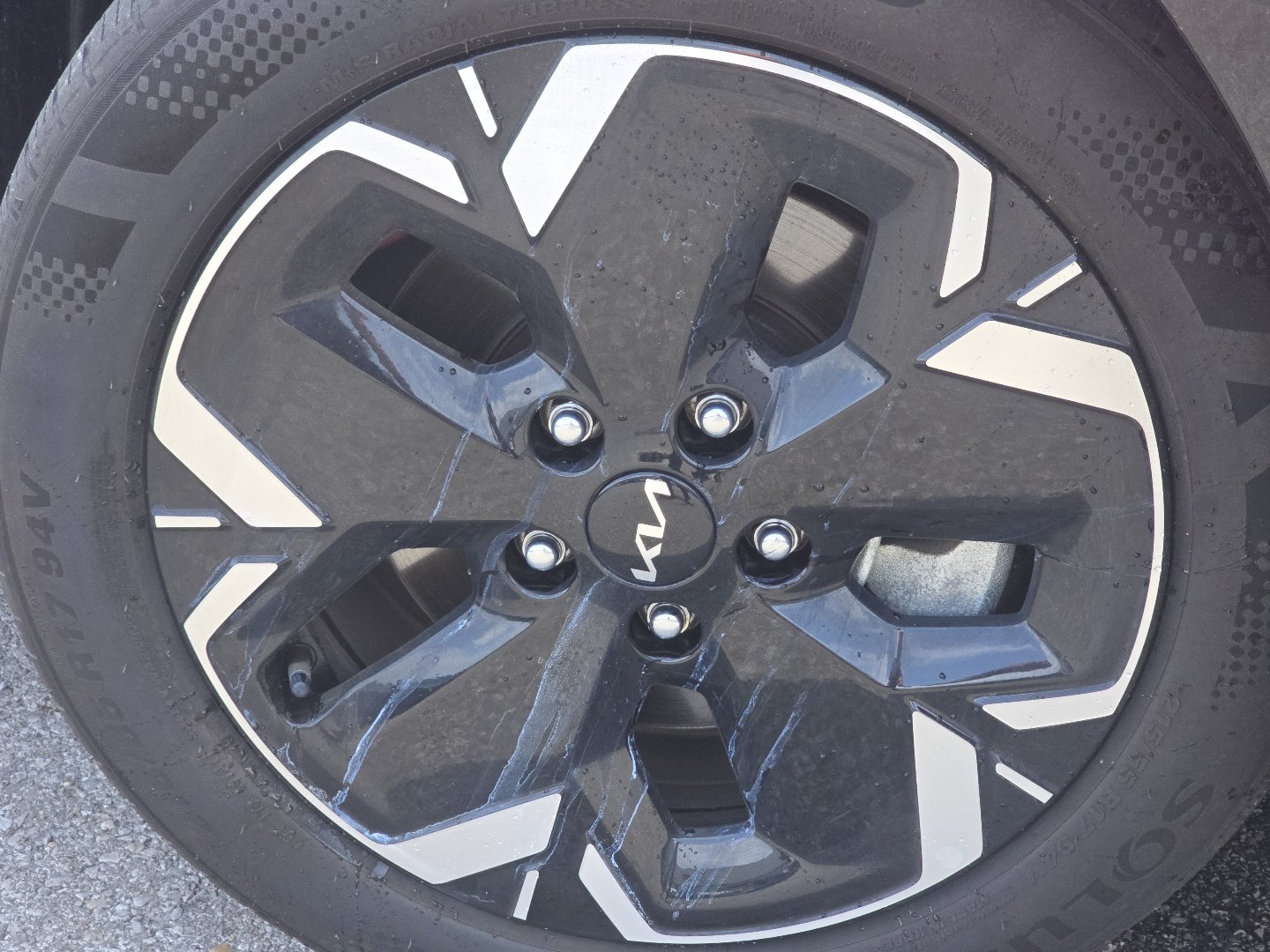 Used 2024 Kia Niro Wind w/ Wind Preserve Package FWD image 9