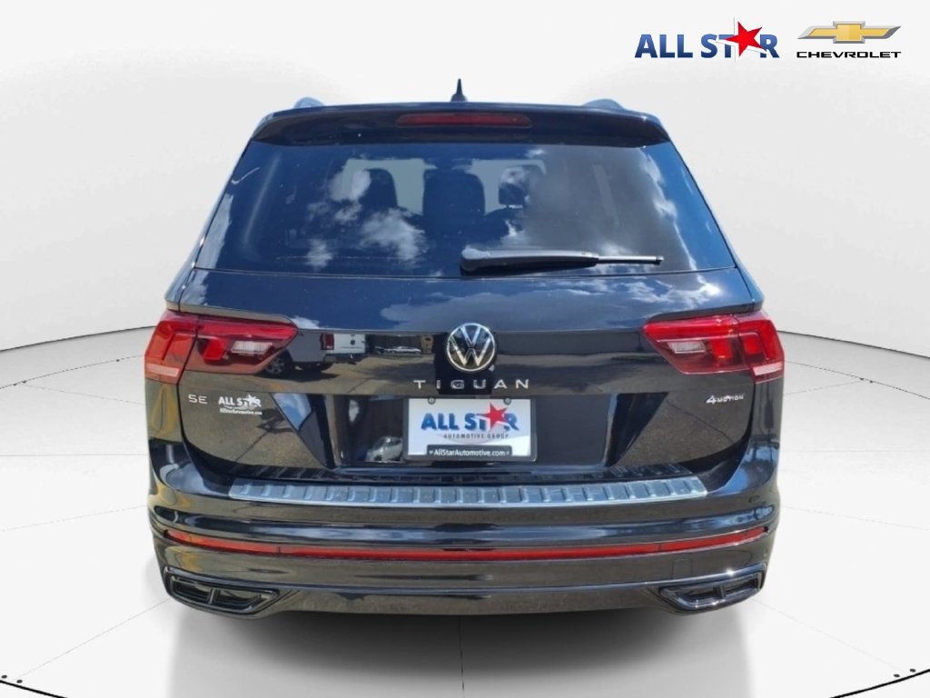 Used 2024 Volkswagen Tiguan SE R-Line FWD image 7