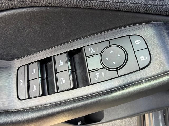 Used 2023 Nissan Rogue S FWD image 16