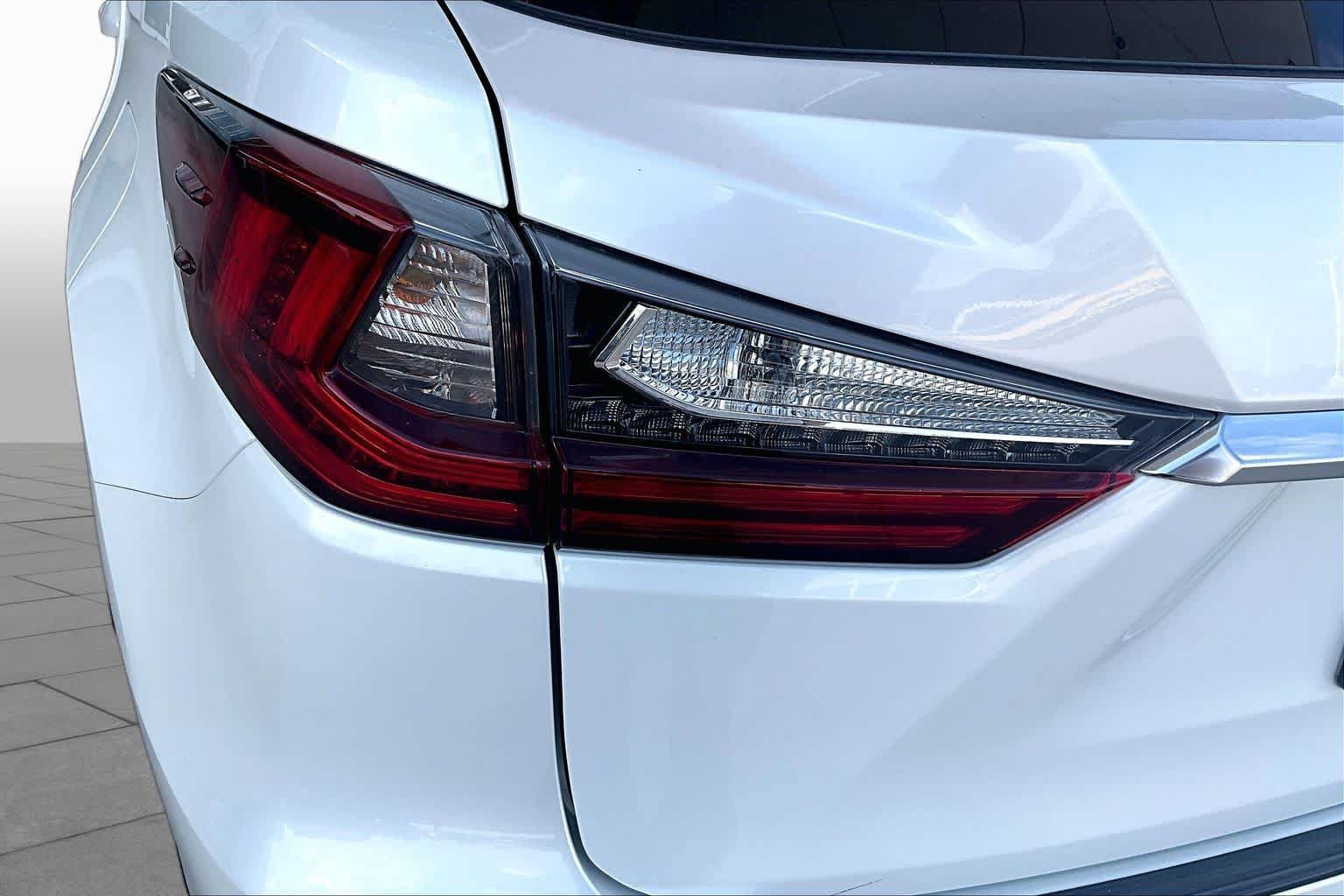 Used 2016 Lexus RX 350 FWD w/ Premium Package image 25