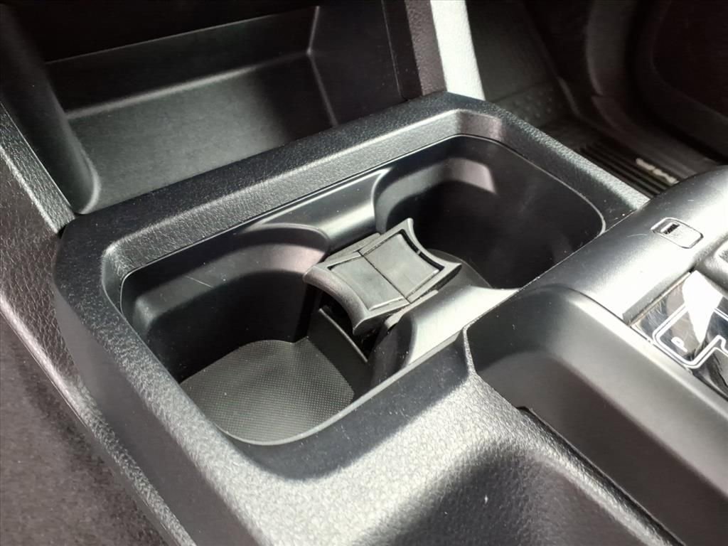 Used 2020 Toyota Tacoma SR image 27