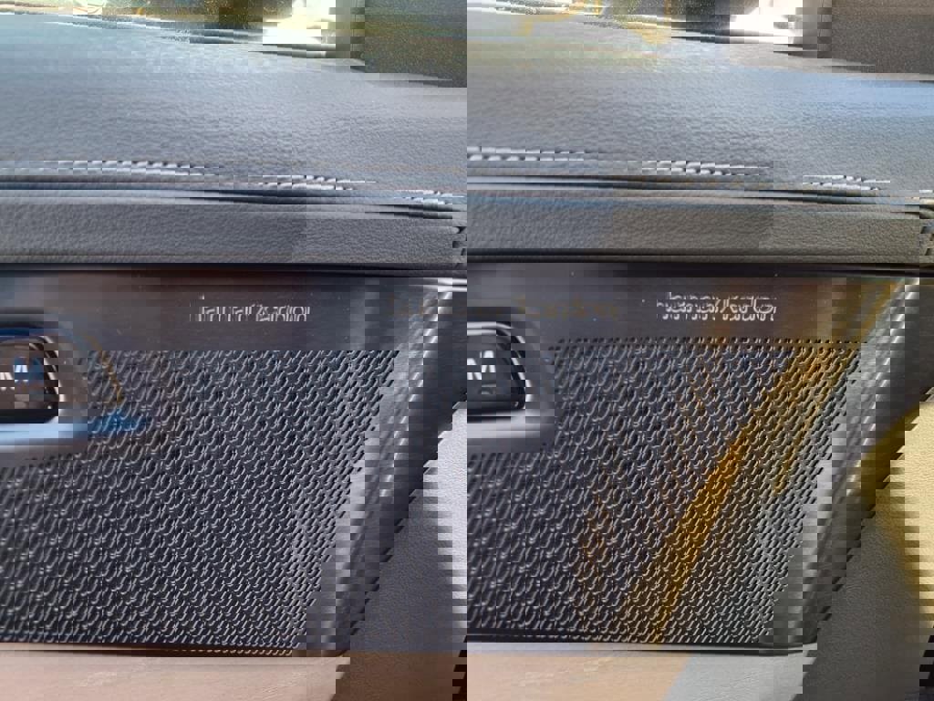 New 2026 Volvo XC90 B6 Ultra w/ Lounge Package image 12