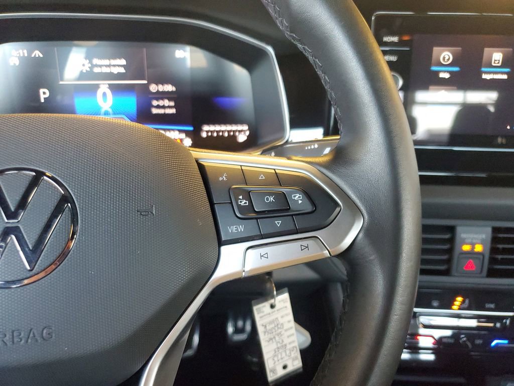 Used 2025 Volkswagen Jetta Sport image 16