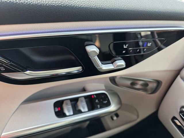 New 2026 Mercedes-Benz GLC 300 image 13