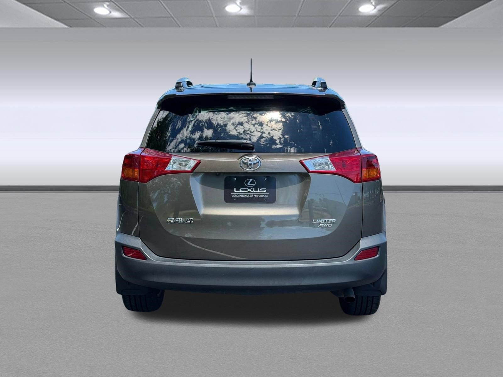 Used 2015 Toyota RAV4 Limited AWD/4WD image 10