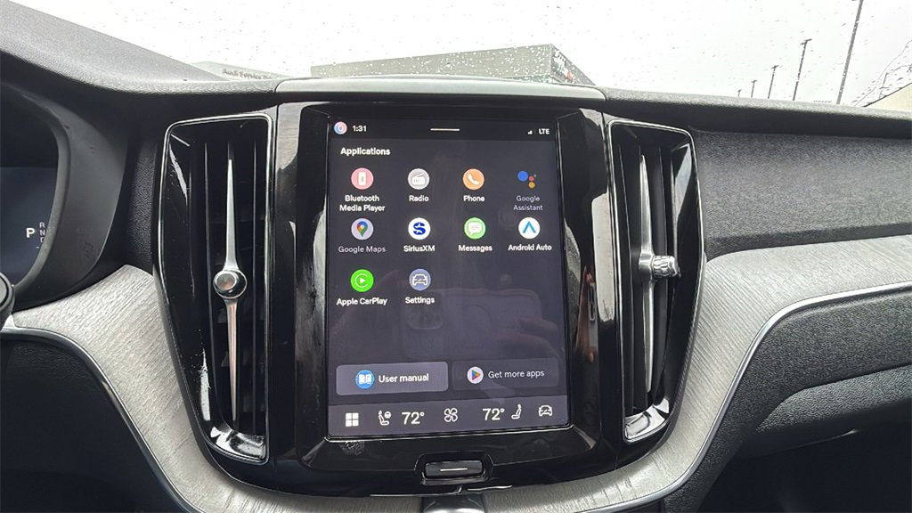 Certified 2025 Volvo XC60 B5 Plus image 17