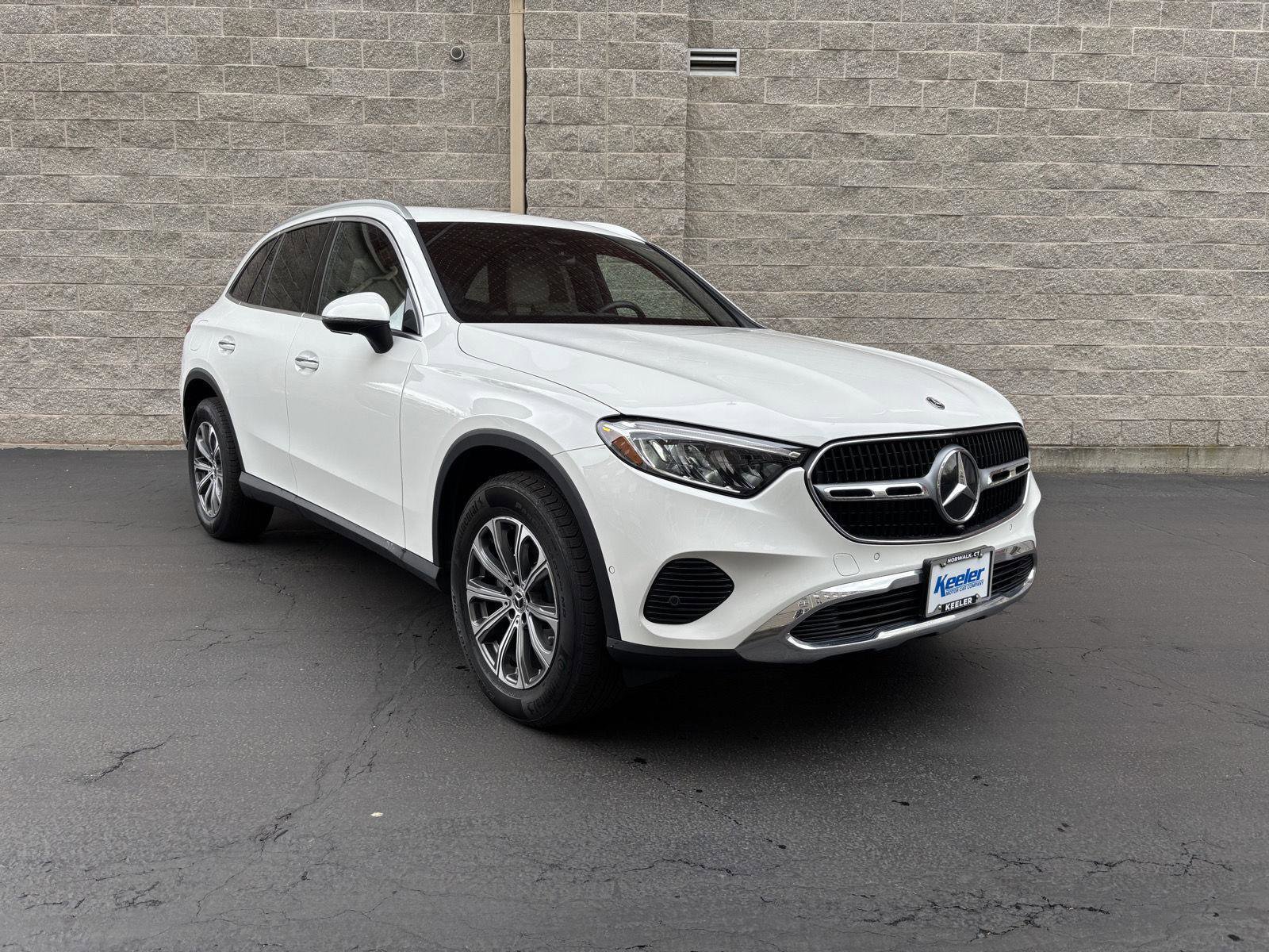 Used 2023 Mercedes-Benz GLC 300 4MATIC image 1
