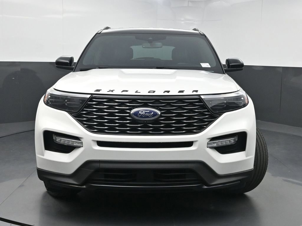 Used 2023 Ford Explorer ST-Line w/ Class IV Trailer Tow Package RWD image 42