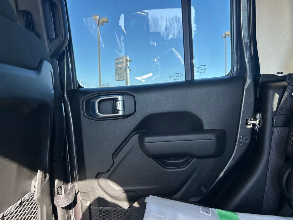 New 2026 Jeep Gladiator Mojave AWD/4WD image 29