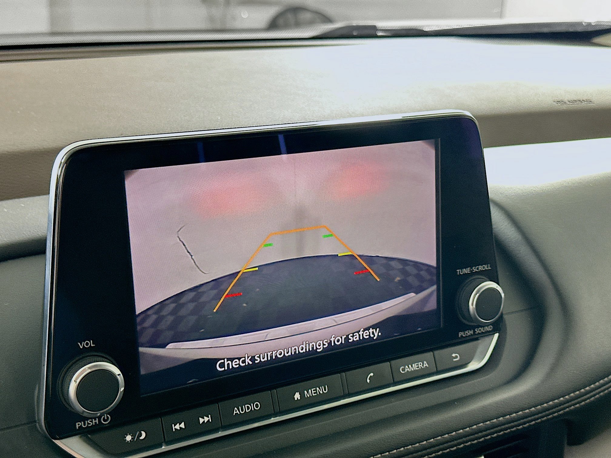 Used 2023 Nissan Rogue SV image 22