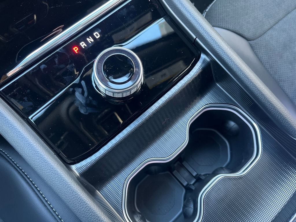 New 2025 Jeep Grand Cherokee Altitude image 14