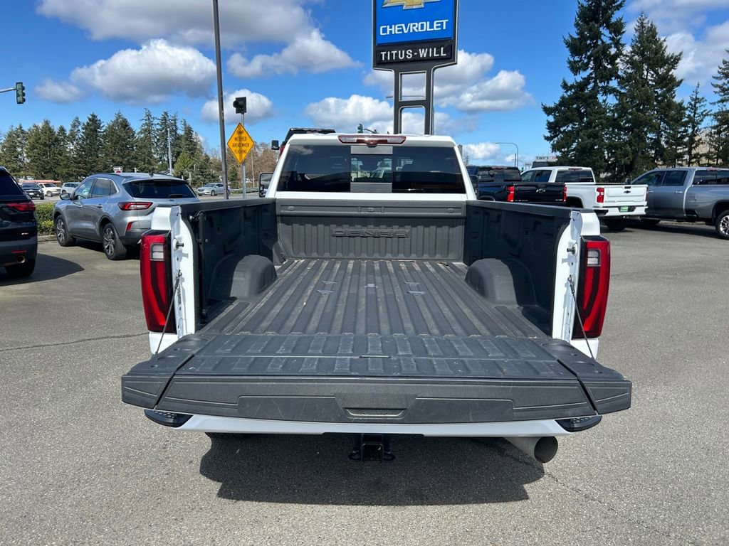 Used 2024 GMC Sierra 3500 Denali w/ Denali Reserve Package AWD/4WD image 24