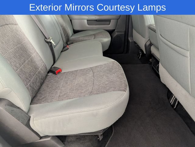 Used 2017 RAM 1500 Big Horn RWD image 31