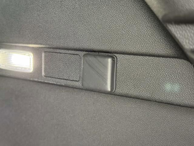 Used 2025 Chevrolet Equinox LT w/ Convenience Package II image 9