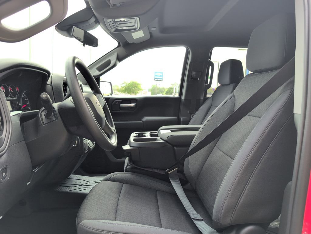 New 2026 Chevrolet Silverado 1500 Custom w/ Turbomax Blackout Package image 13