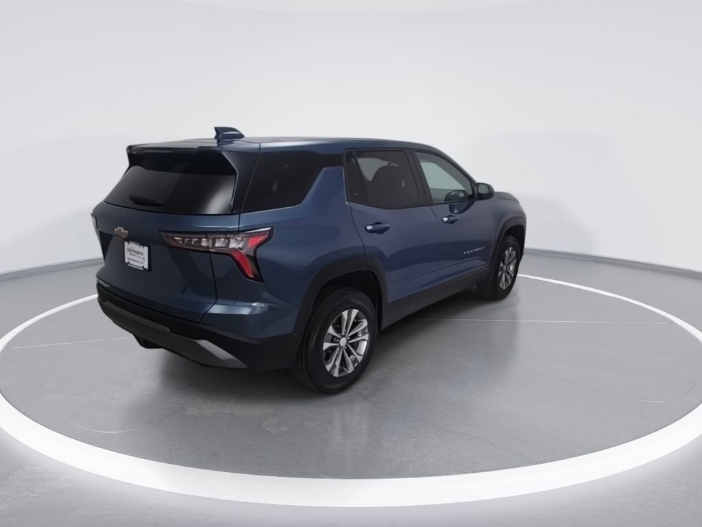 Used 2026 Chevrolet Equinox LT AWD/4WD image 2
