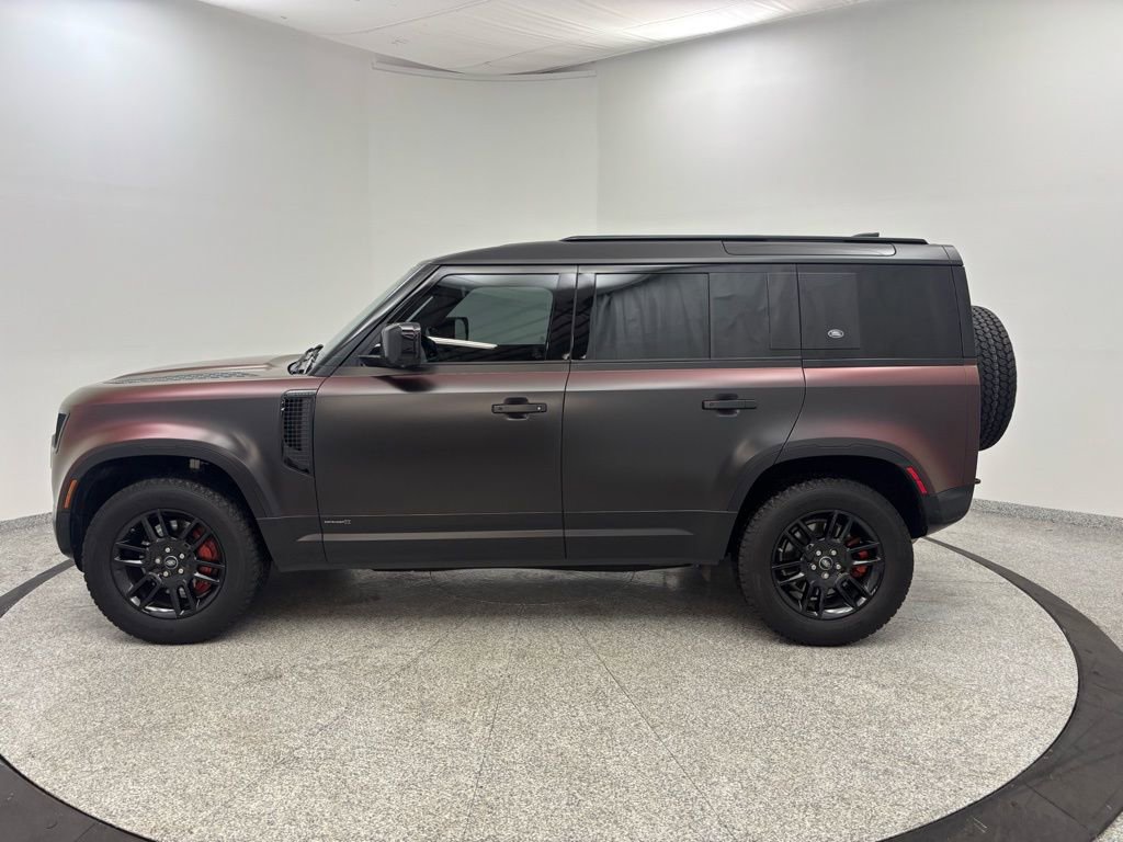 Used 2020 Land Rover Defender 110 X image 4