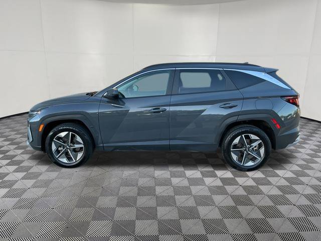 Certified 2025 Hyundai Tucson SEL AWD/4WD image 6