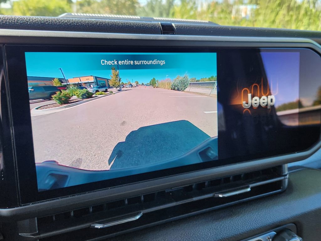 Used 2024 Jeep Gladiator Sport w/ Dual Top Group image 23