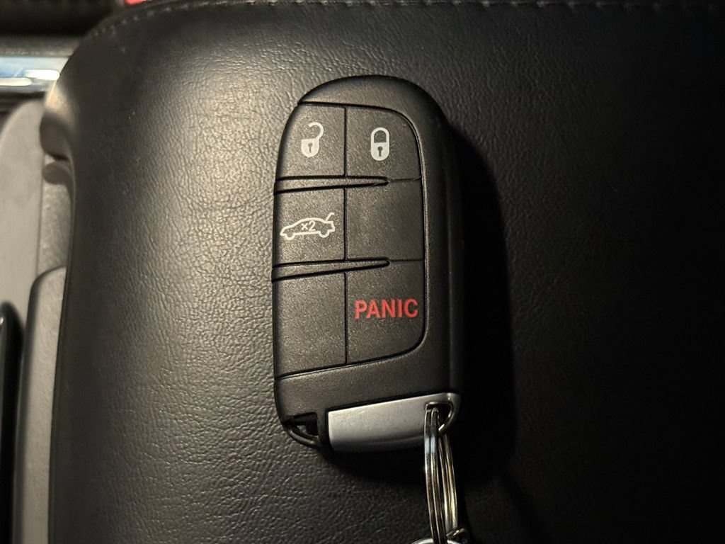 Used 2014 Dodge Charger SE RWD image 16