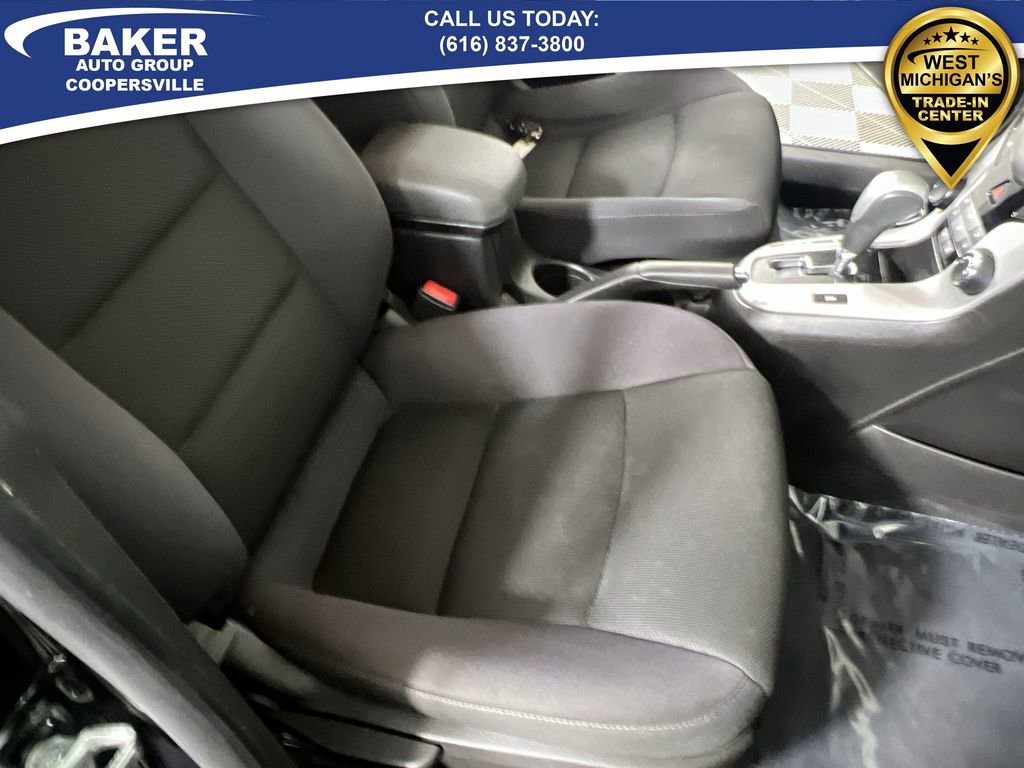 Used 2015 Chevrolet Cruze LT w/ Sun And Sound Package image 25