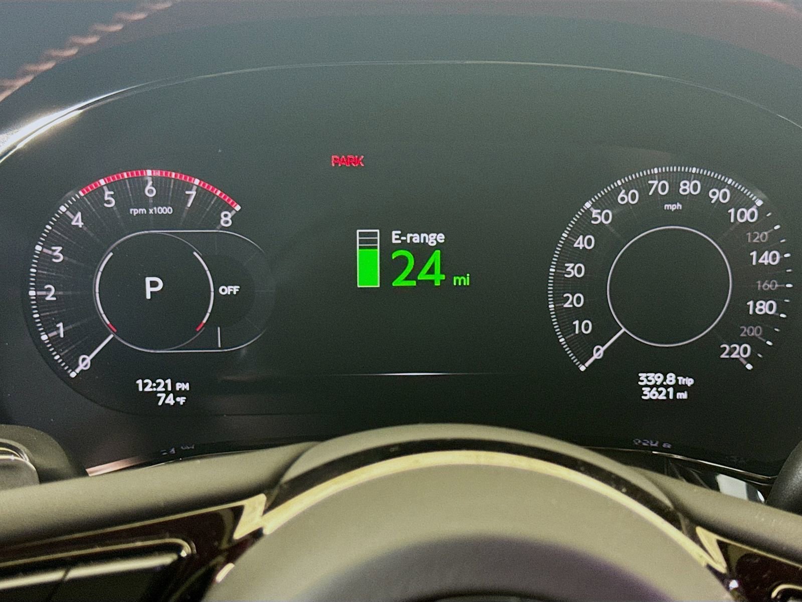 Certified 2025 Bentley Flying Spur Plug-In Hybrid image 12