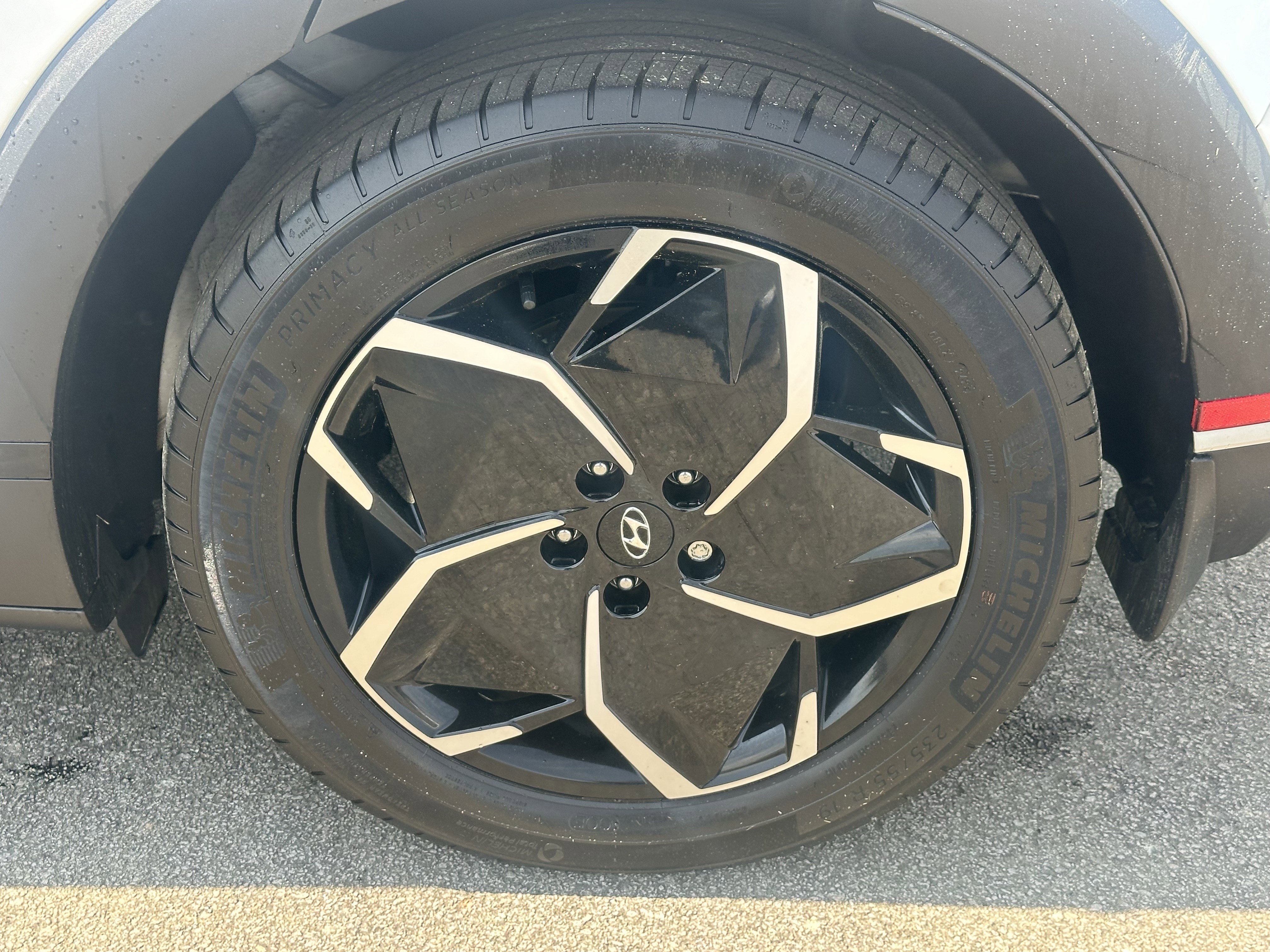 Used 2024 Hyundai Ioniq 5 SEL image 20