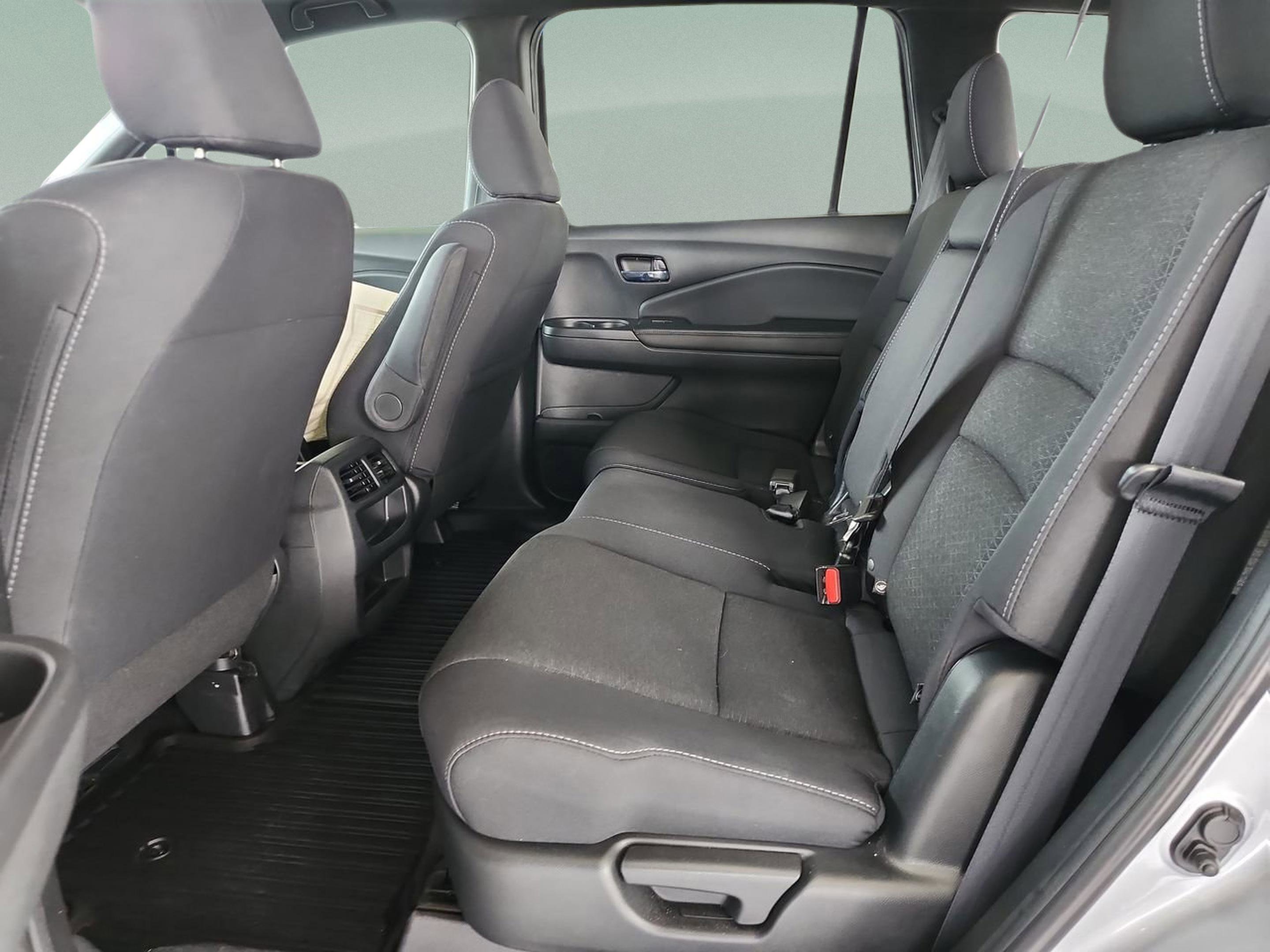 Certified 2021 Honda Passport Sport image 17