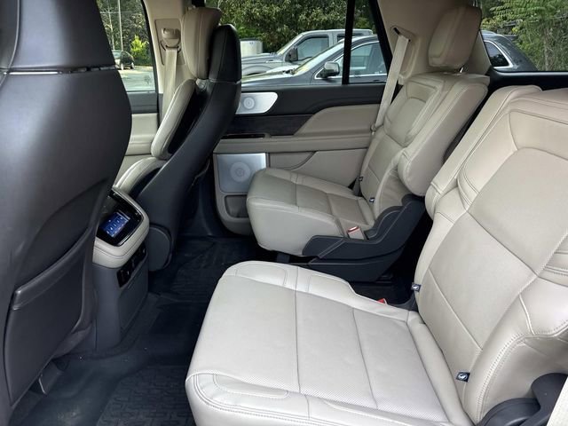 Used 2024 Lincoln Navigator Reserve AWD/4WD image 11