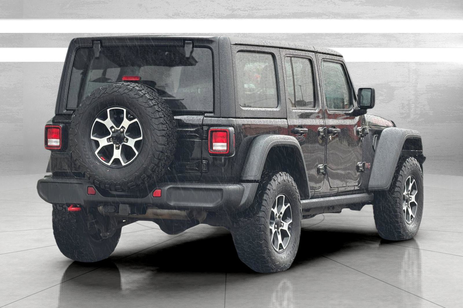 Used 2022 Jeep Wrangler Unlimited Rubicon w/ Cold Weather Group image 5