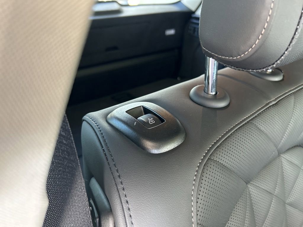 Used 2025 BMW X7 xDrive40i image 35