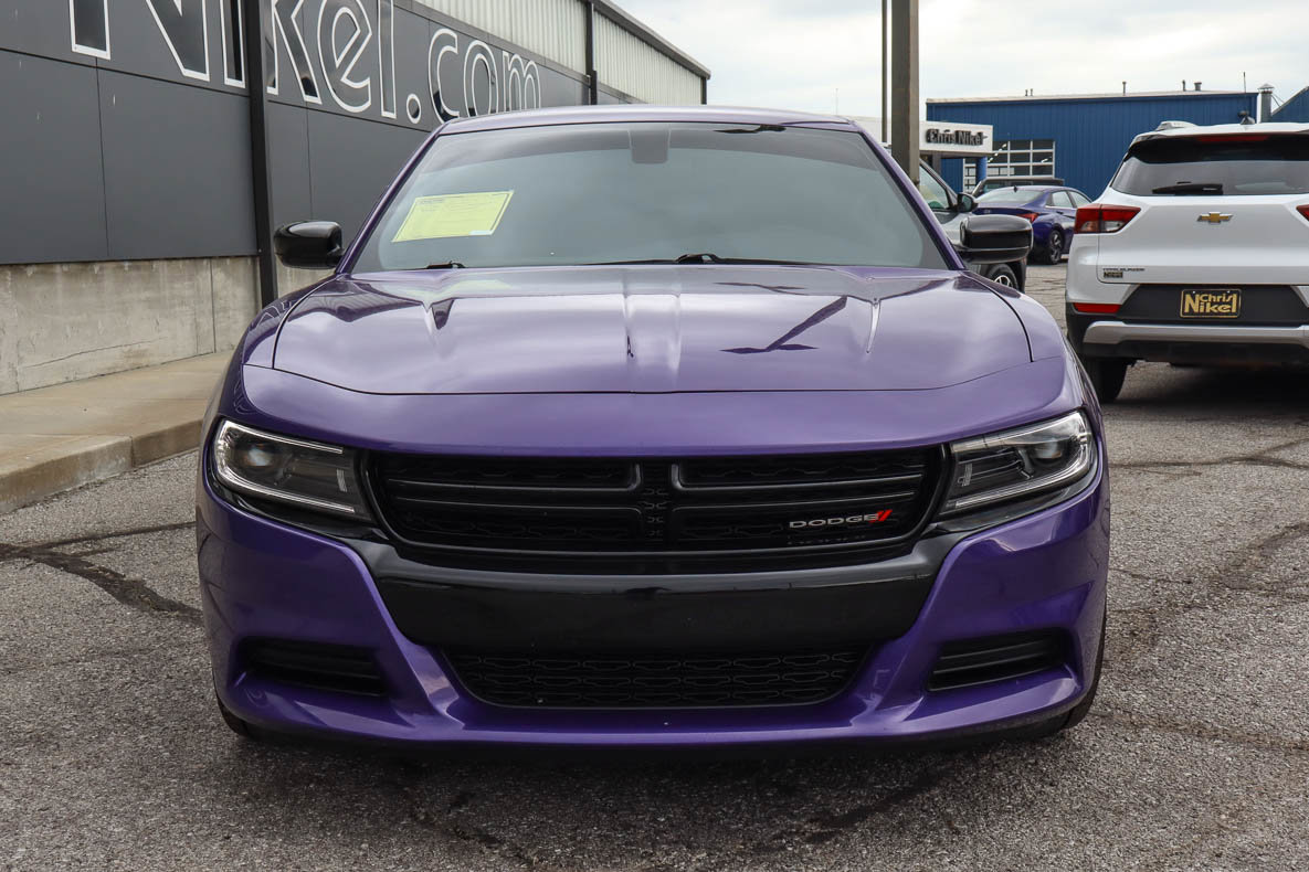 Used 2023 Dodge Charger SXT w/ Blacktop Package RWD image 2