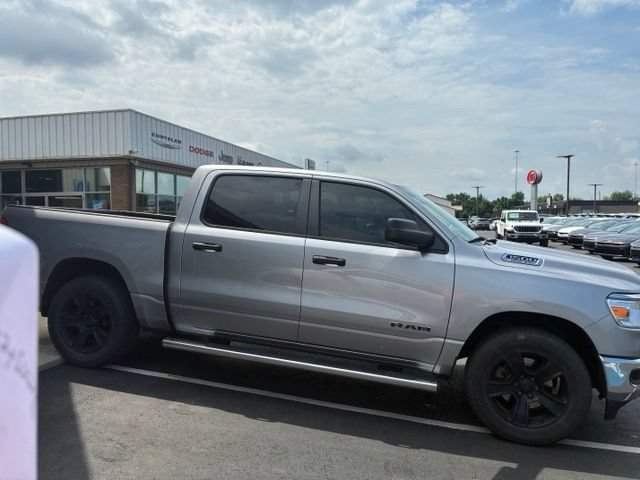 Used 2019 RAM 1500 Tradesman w/ SXT Appearance Group AWD/4WD image 3