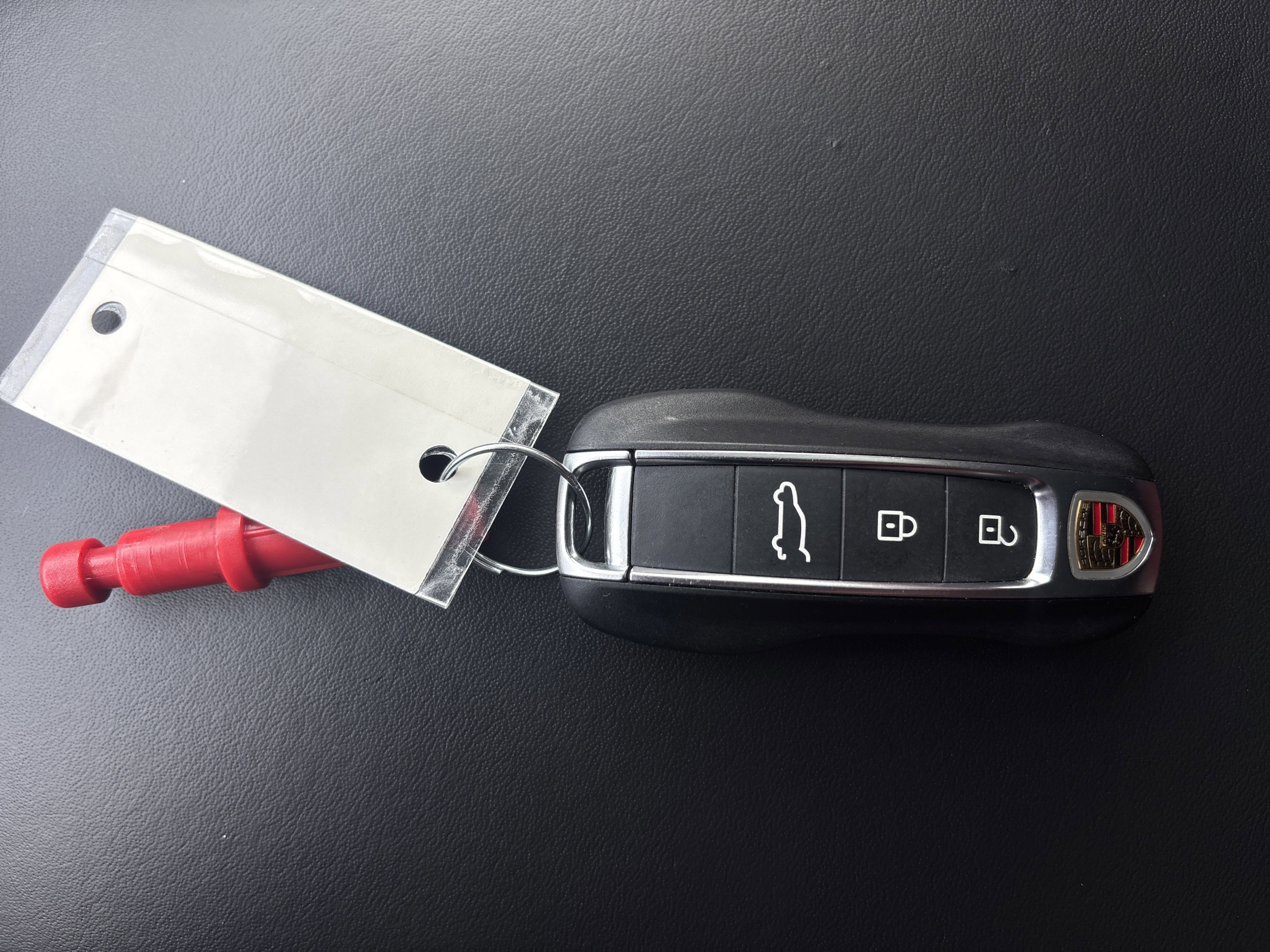 Certified 2023 Porsche Cayenne image 30