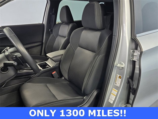 Used 2025 Mitsubishi Outlander ES image 10