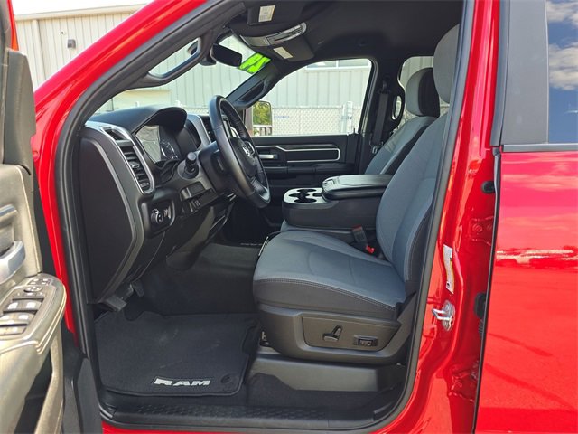 Used 2024 RAM 2500 Big Horn w/ Bed Utility Group image 9