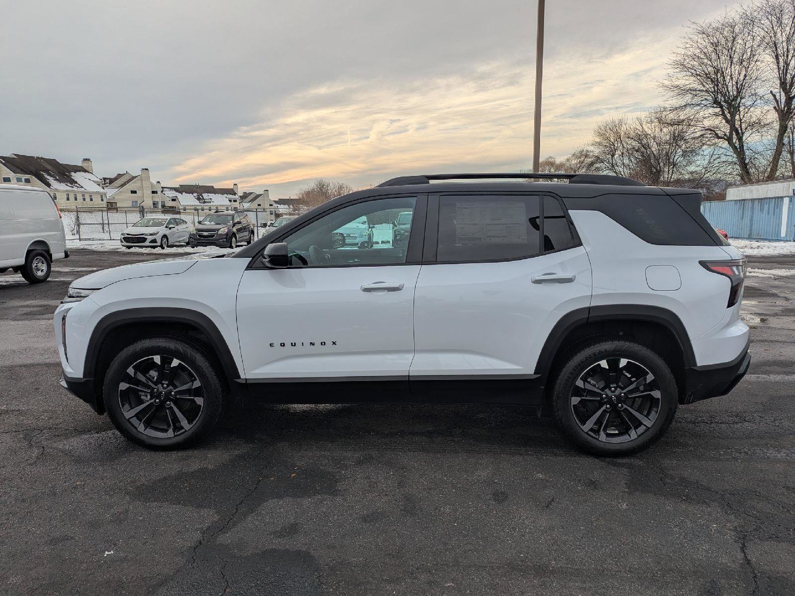 New 2026 Chevrolet Equinox RS w/ Convenience Package III image 7