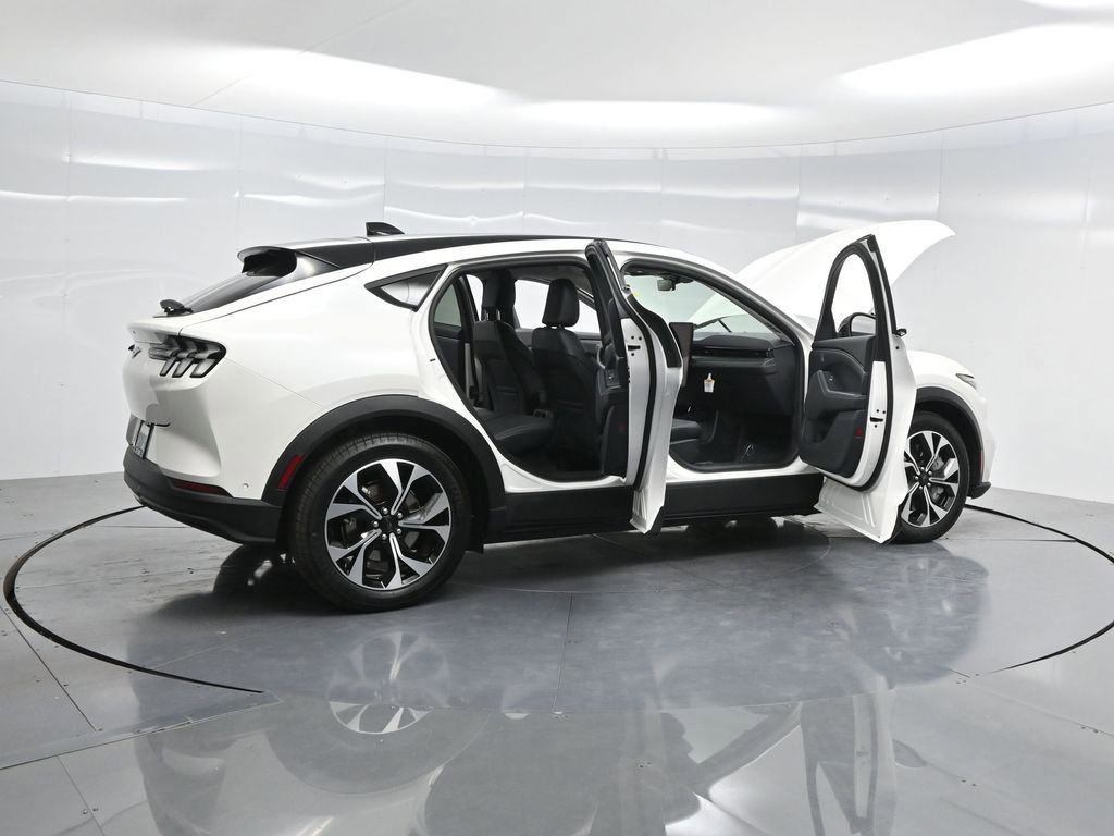 New 2024 Ford Mustang Mach-E Select image 4