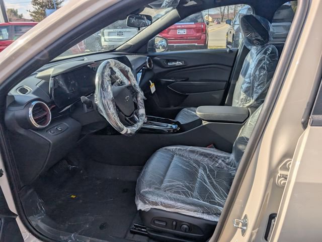 New 2026 Chevrolet Trax RS w/ Sunroof Package image 13